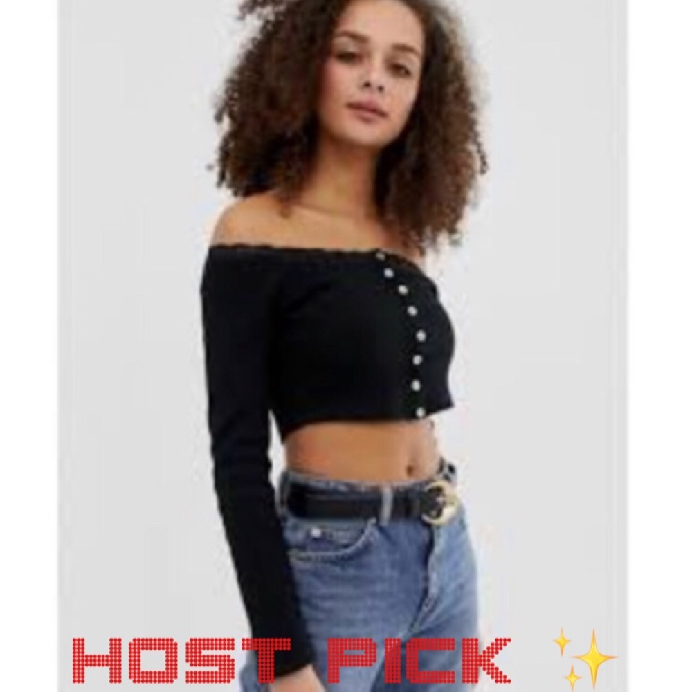 3/$30❤️HOST PICK❤️Bandeau button top with sleeves